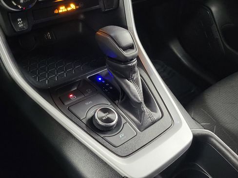 Certified 2025 Toyota RAV4 XLE image 31