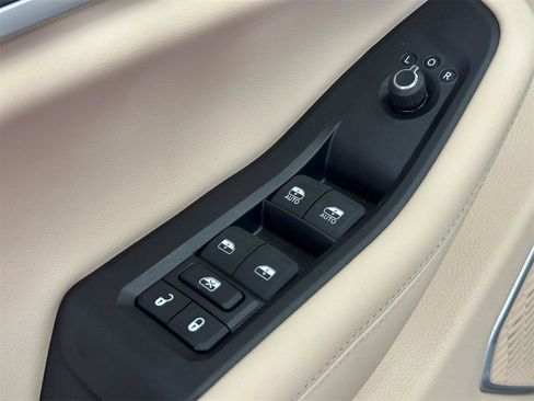 New 2024 Jeep Grand Cherokee Limited w/ Luxury Tech Group II image 29