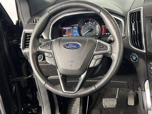 Used 2020 Ford Edge Titanium w/ Equipment Group 301A image 14