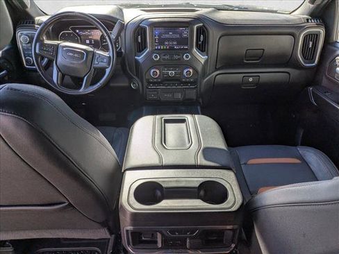 Used 2022 GMC Sierra 2500 AT4 w/ AT4 Premium Plus Package image 16
