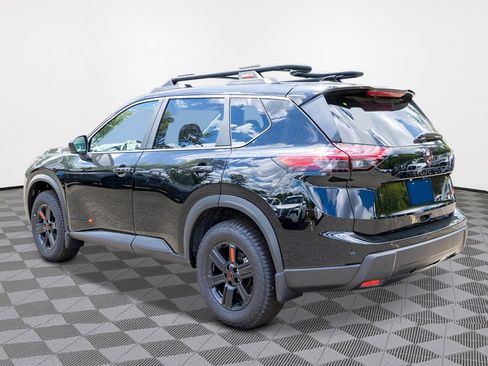 New 2026 Nissan Rogue SV image 4