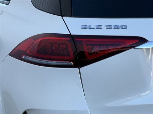 Used 2020 Mercedes-Benz GLE 580 GLE 580 image 6