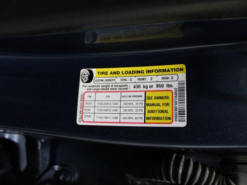 Used 2018 Ford Edge SEL w/ Equipment Group 201A image 44