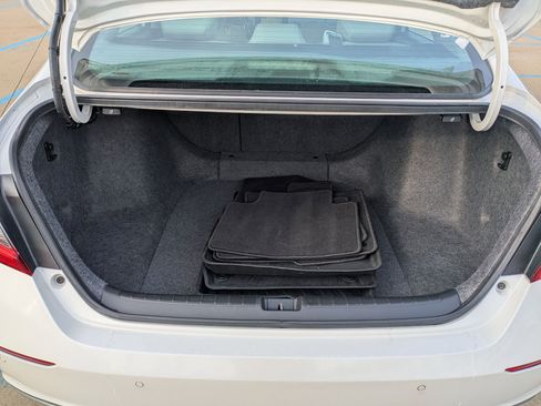 Certified 2019 Honda Accord Touring image 27