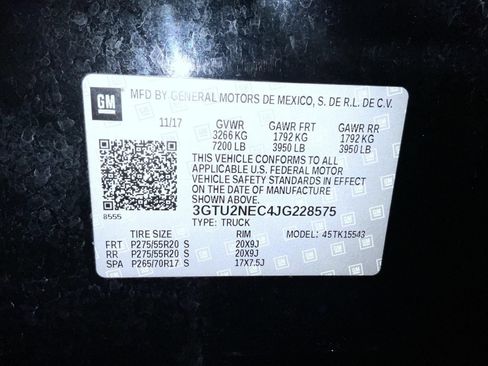 Used 2018 GMC Sierra 1500 SLT w/ SLT Premium Package AWD/4WD image 25