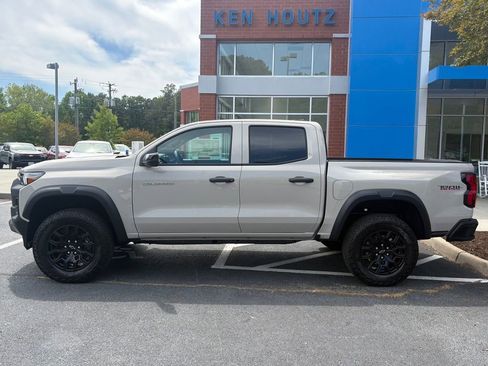 New 2026 Chevrolet Colorado Trail Boss AWD/4WD image 2