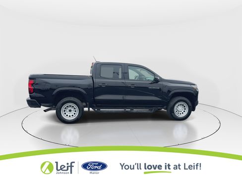 Used 2024 Chevrolet Colorado W/T w/ Technology Package image 9