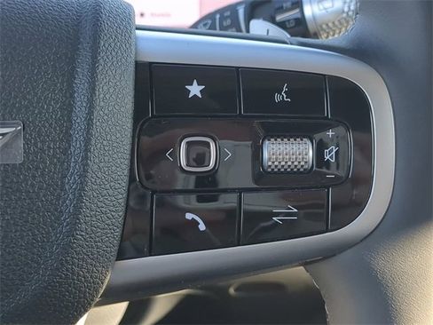 New 2026 Genesis GV70 2.5T Advanced image 25