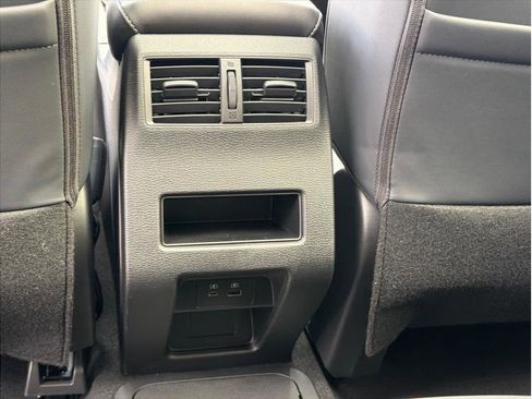 Used 2025 Mitsubishi Outlander SE Tech Package image 24