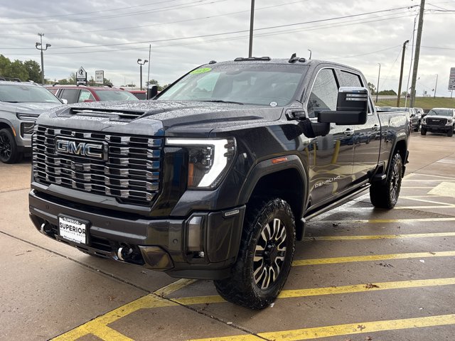 Used 2024 GMC Sierra 3500 Denali Ultimate AWD/4WD image 10