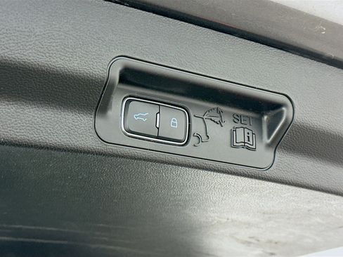 Used 2024 Ford Explorer XLT w/ Equipment Group 202A image 32