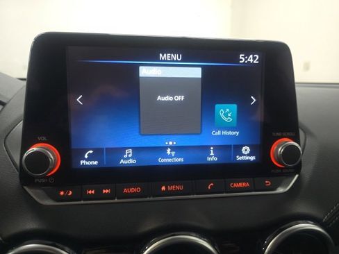 Used 2022 Nissan Sentra SV image 24