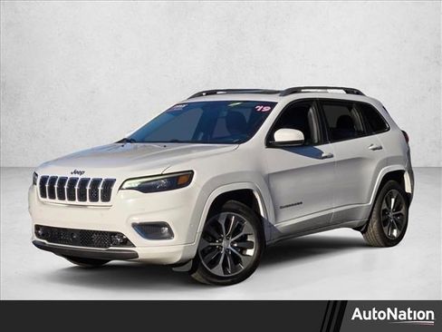 Used 2019 Jeep Cherokee Overland w/ Technology Group image 1