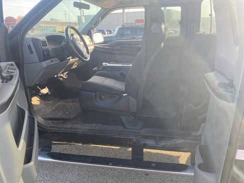 Used 2002 Ford F250 XLT AWD/4WD image 9