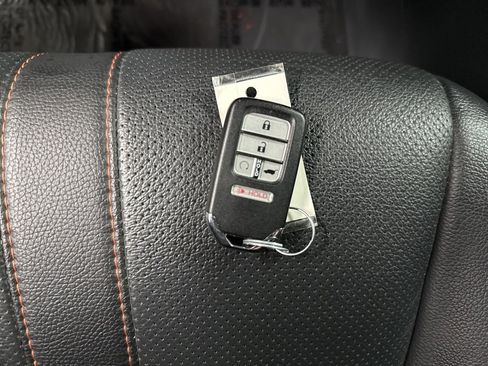 Used 2025 Honda Passport TrailSport image 41