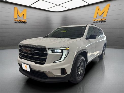 Used 2025 GMC Acadia Elevation image 4