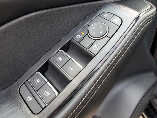 Used 2021 Nissan Rogue SL AWD/4WD image 17