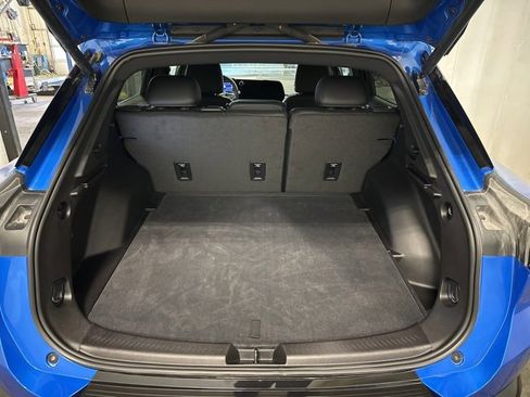 Used 2024 Chevrolet Equinox EV LT image 35