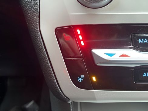 Used 2023 Ford Explorer XLT w/ Equipment Group 202A image 24