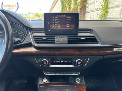 Used 2018 Audi Q5 2.0T Premium w/ Convenience Package image 27