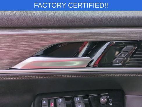 Certified 2024 Jeep Wagoneer Series II AWD/4WD image 26