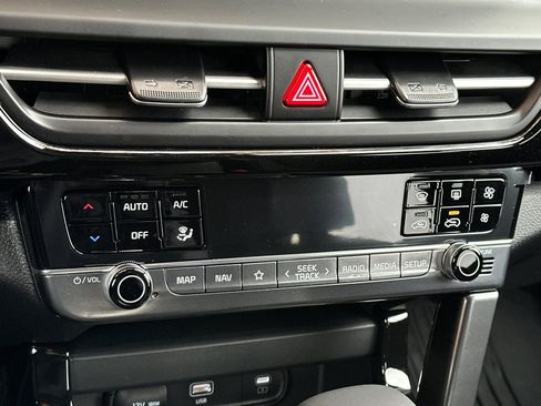 New 2026 Kia Seltos S image 17