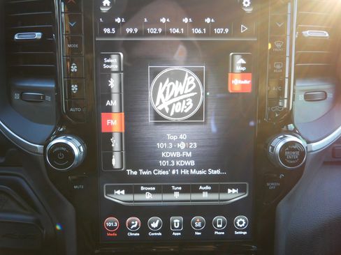 Used 2020 RAM 2500 Laramie image 18