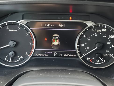 Used 2025 Nissan Rogue SV FWD image 20