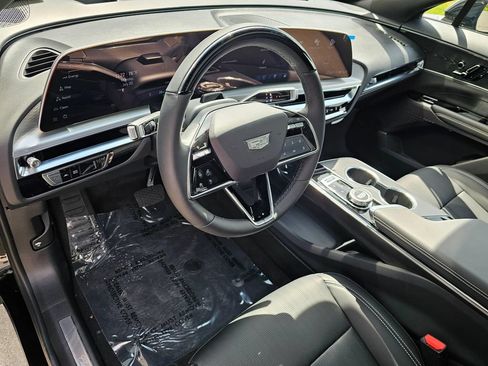 New 2026 Cadillac Lyriq Sport AWD/4WD image 19