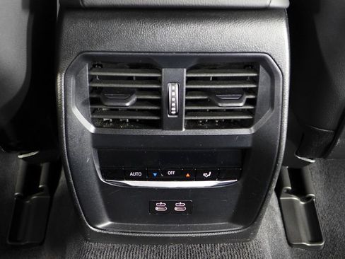 Used 2025 BMW i4 eDrive40 w/ Premium Package RWD image 24