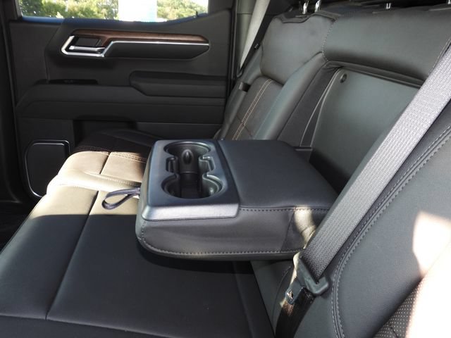 Certified 2026 Chevrolet Silverado 1500 High Country AWD/4WD image 48