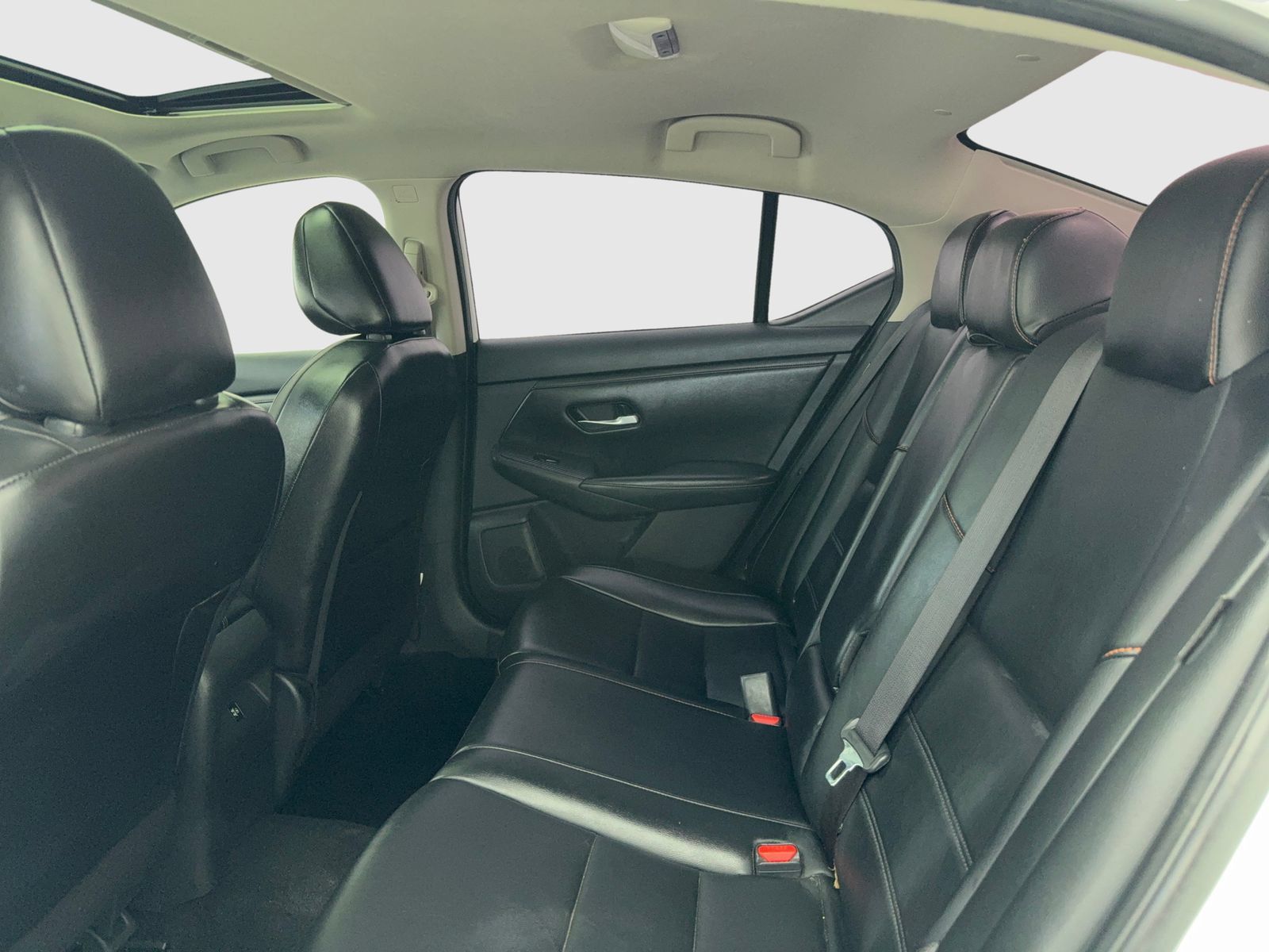 Used 2020 Nissan Sentra SR w/ Premium Package FWD image 36