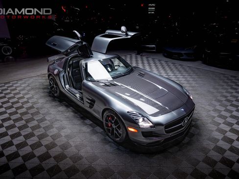 Used 2015 Mercedes-Benz SLS AMG GT Final Edition image 88