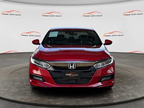 Used 2018 Honda Accord Sport image 3