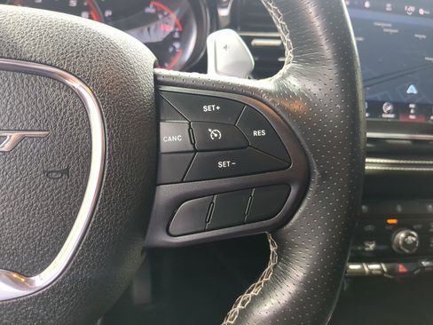 Used 2022 Dodge Durango SRT AWD/4WD image 23