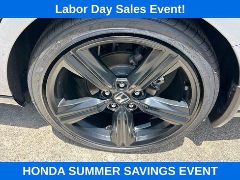 Used 2024 Honda Accord Sport image 5