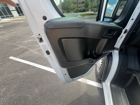 Used 2024 RAM ProMaster 2500 FWD image 19
