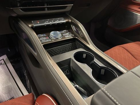 Used 2024 Lincoln Nautilus Black Label w/ Jet Appearance Package (87T) image 27