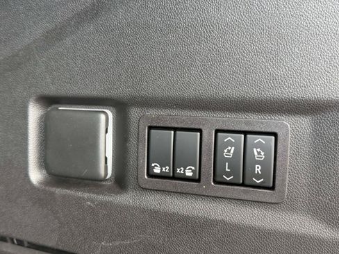 Certified 2023 Chevrolet Tahoe LT w/ LT Signature Plus Package AWD/4WD image 9