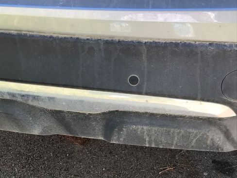 Used 2024 Chevrolet Equinox LT w/ LPO, Floor Liner Package FWD image 5