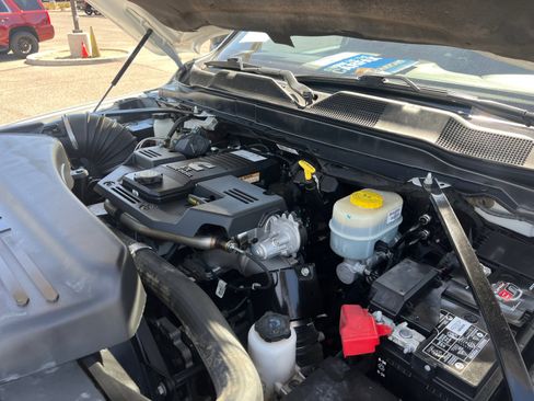 Used 2024 RAM 3500 Big Horn image 22