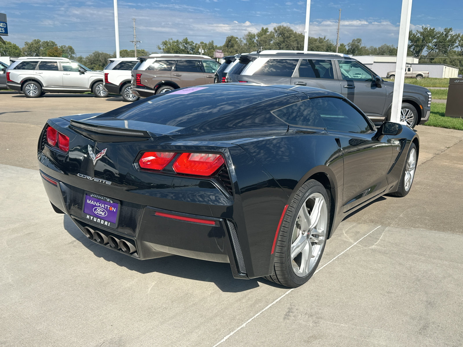Used 2016 Chevrolet Corvette Stingray Coupe RWD image 9