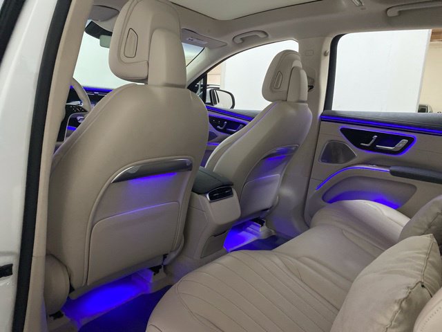 Used 2024 Mercedes-Benz EQS 450+ SUV image 21