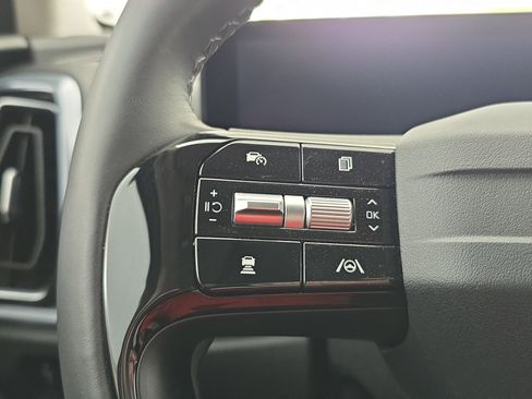 Used 2026 Kia Sorento SX image 18