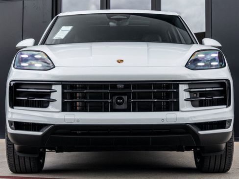 New 2026 Porsche Cayenne image 8