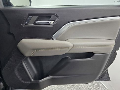 Used 2024 Chevrolet Colorado ZR2 w/ ZR2 Convenience Package III image 14