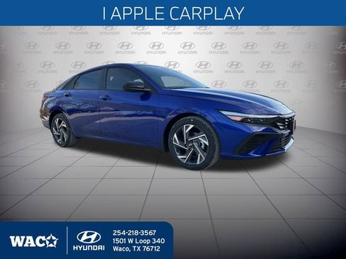 Used 2025 Hyundai Elantra Sport image 5