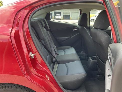 Used 2017 Toyota Yaris iA FWD image 19