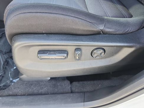 Used 2020 Honda CR-V EX image 27