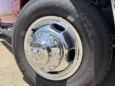 New 2026 RAM 3500 Tradesman AWD/4WD image 9